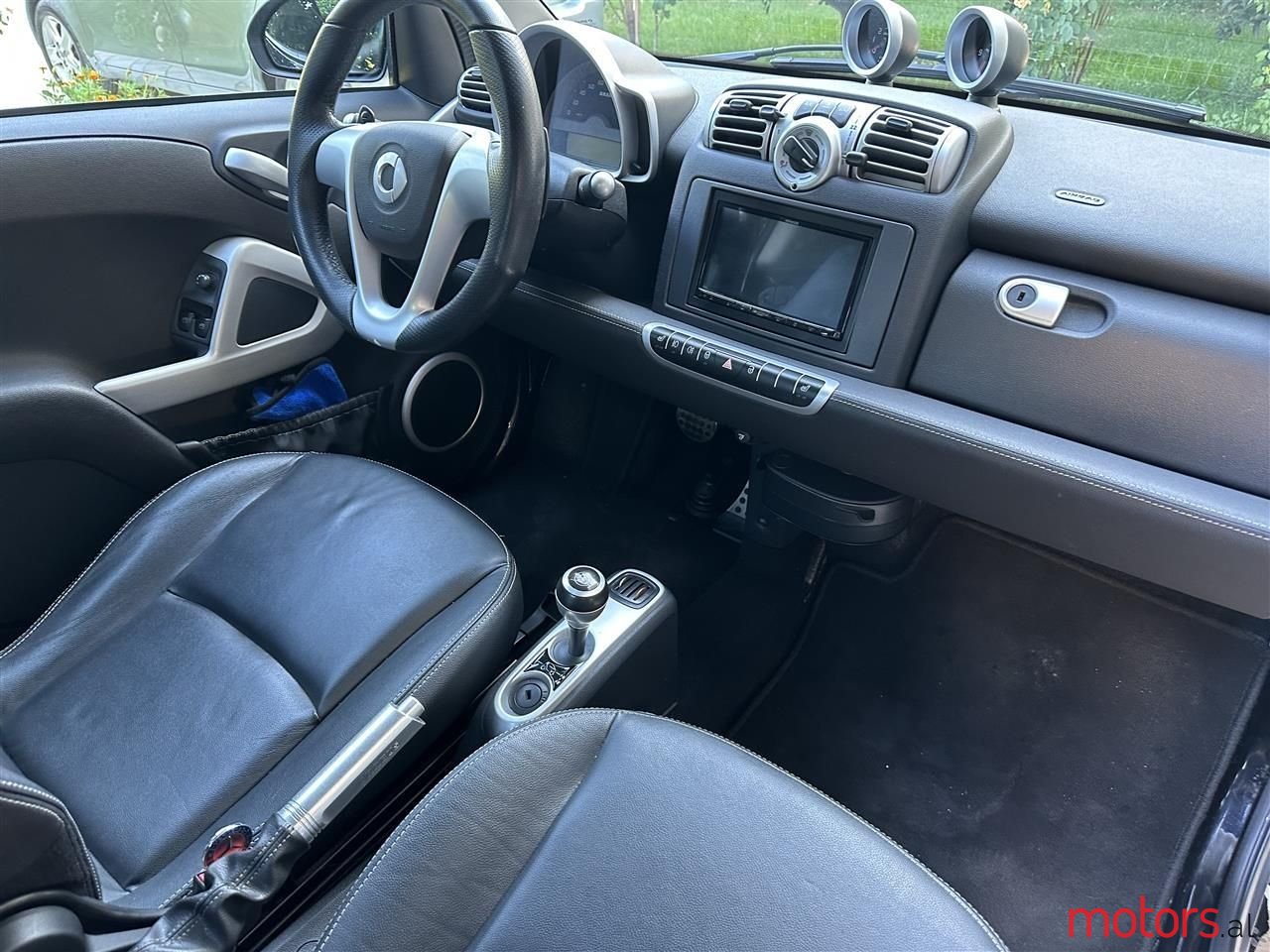 2011' Smart Fortwo photo #4