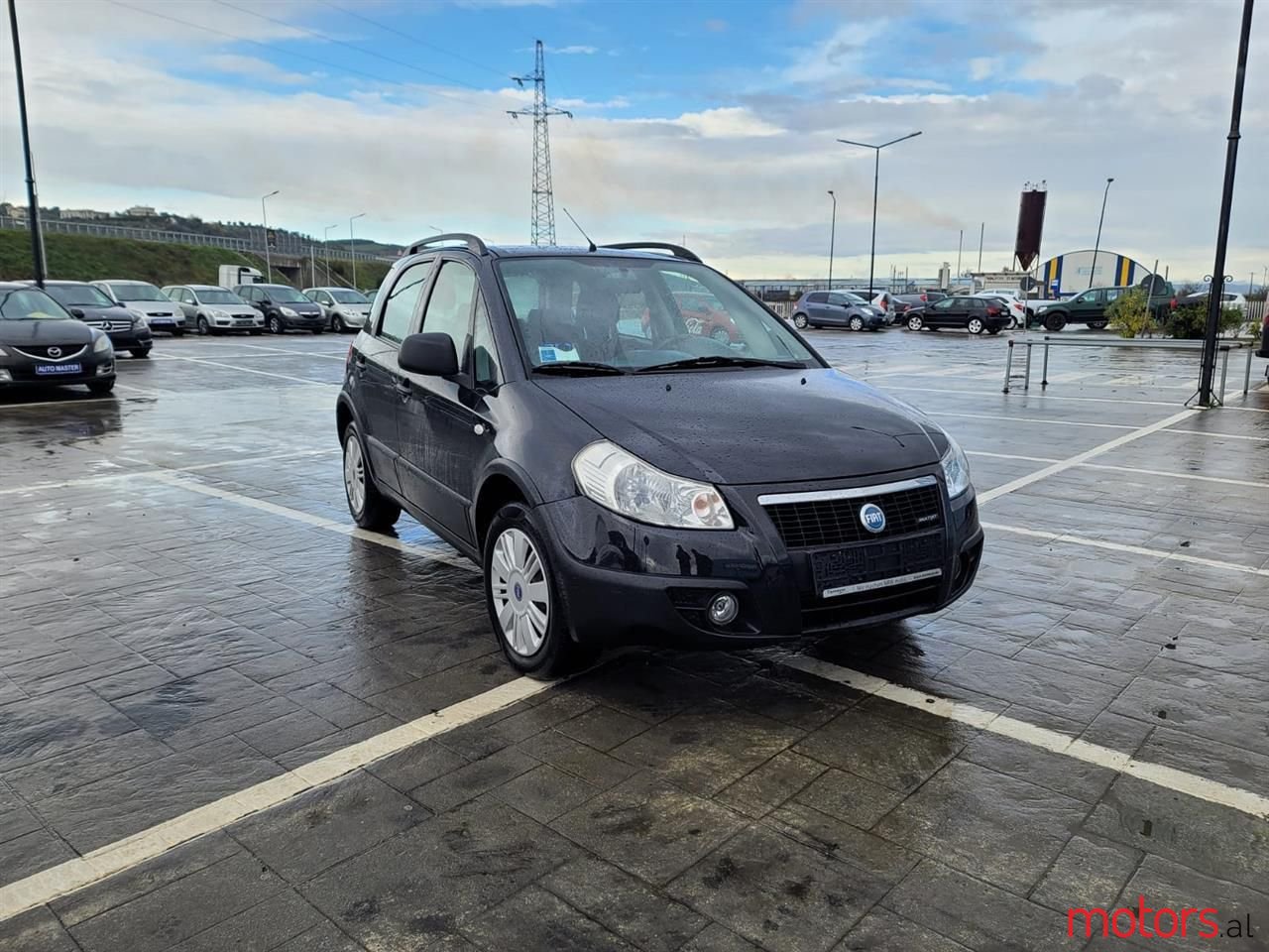 2008' Fiat Sedici photo #1