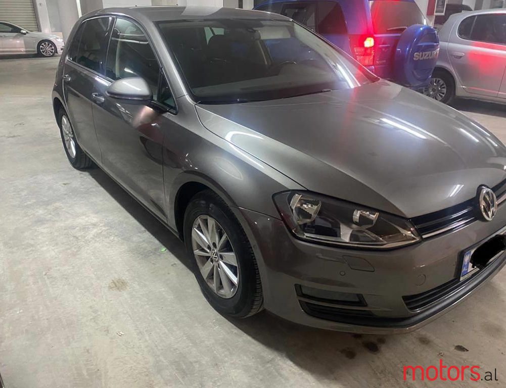 2015' Volkswagen Golf photo #1