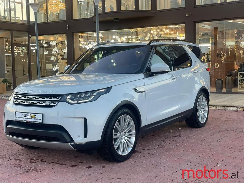 2017' Land Rover Discovery photo #1