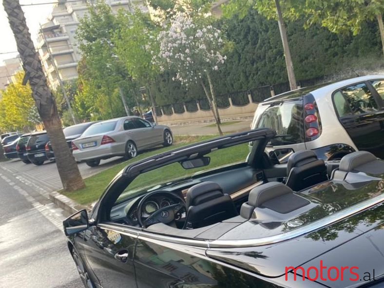 2012' Mercedes-Benz E 350 photo #5