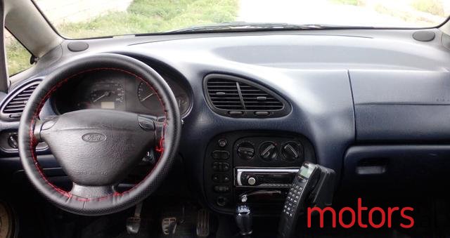 1999' Ford Galaxy photo #2