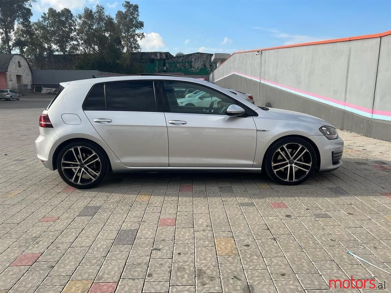 2014' Volkswagen Golf photo #4