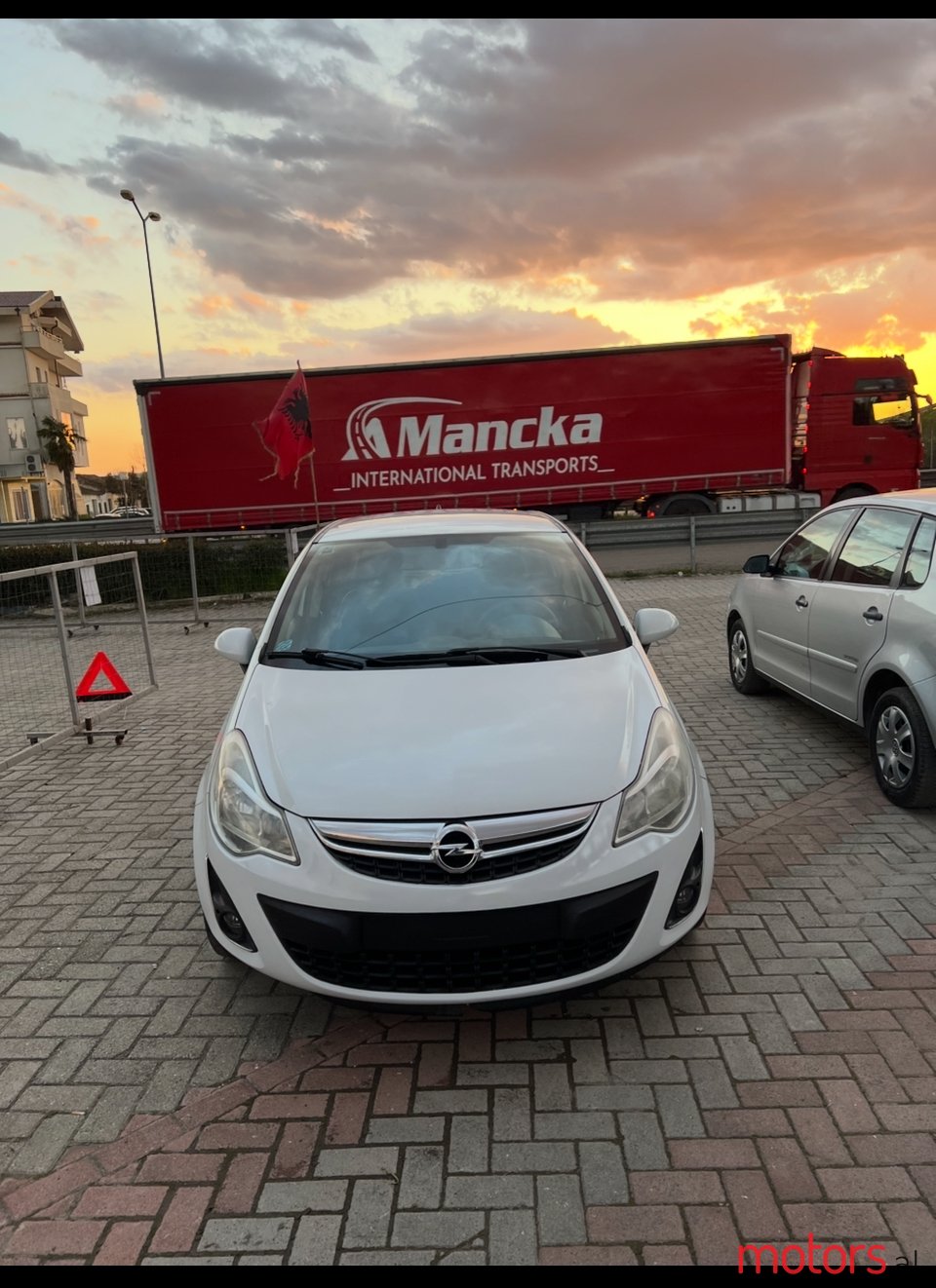 2013' Opel Corsa photo #3