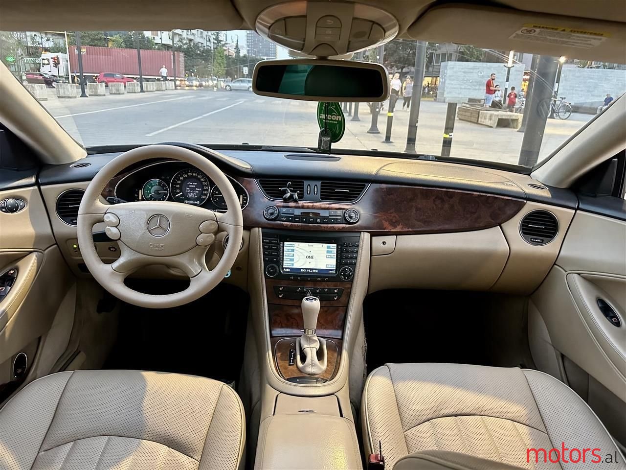 2006' Mercedes-Benz CLS 320 photo #3