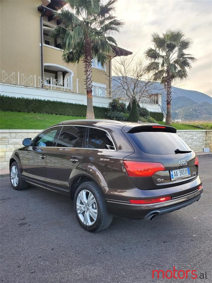 2010' Audi Q7 photo #3