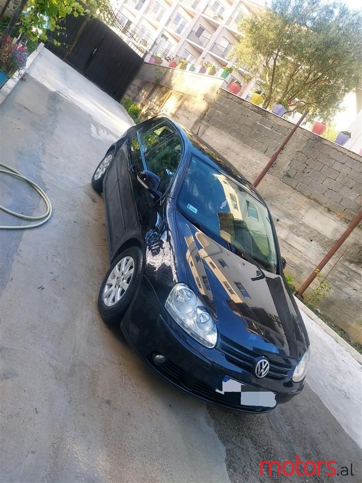 2006' Volkswagen Golf photo #1