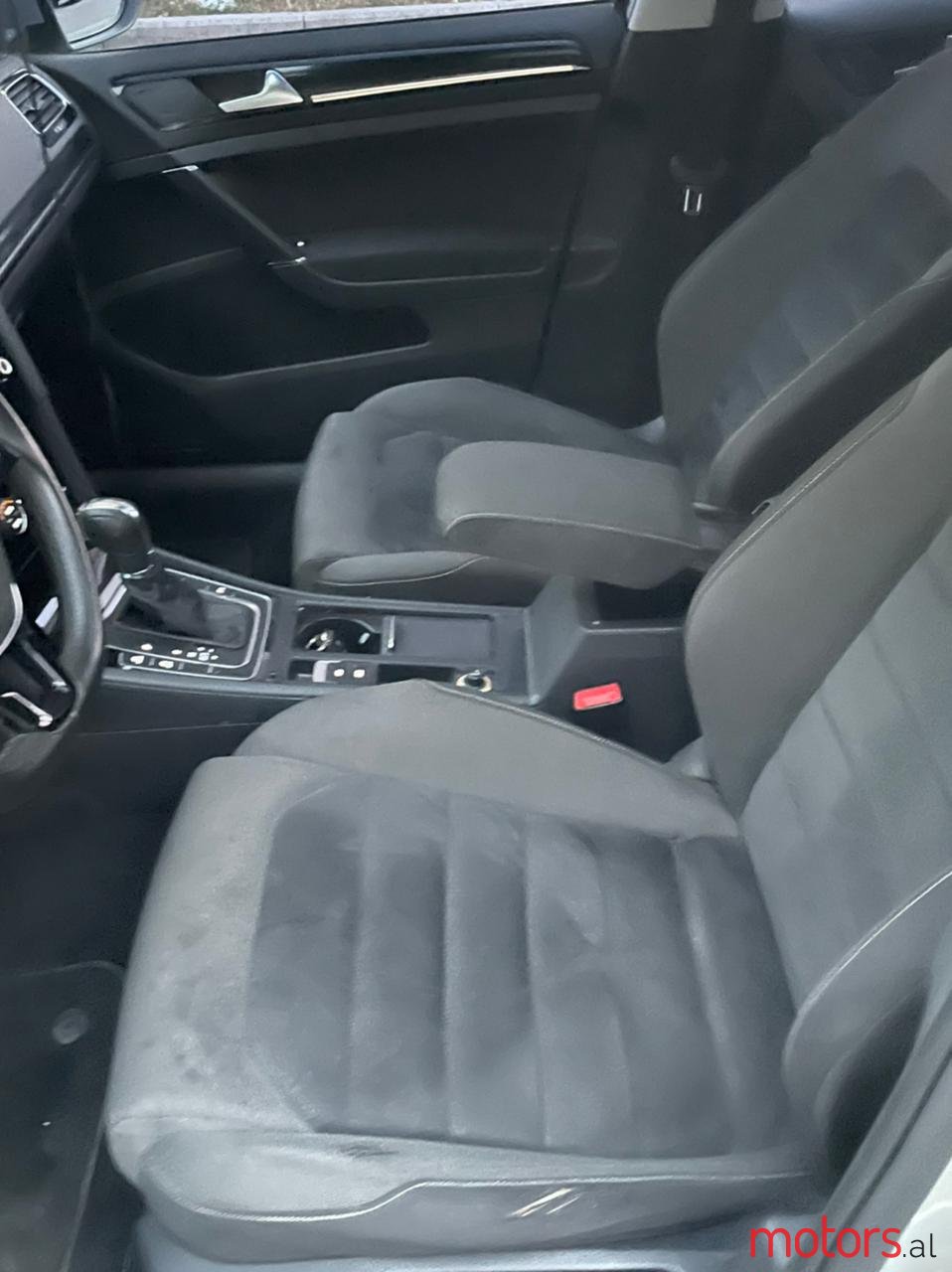 2013' Volkswagen Golf VII photo #6