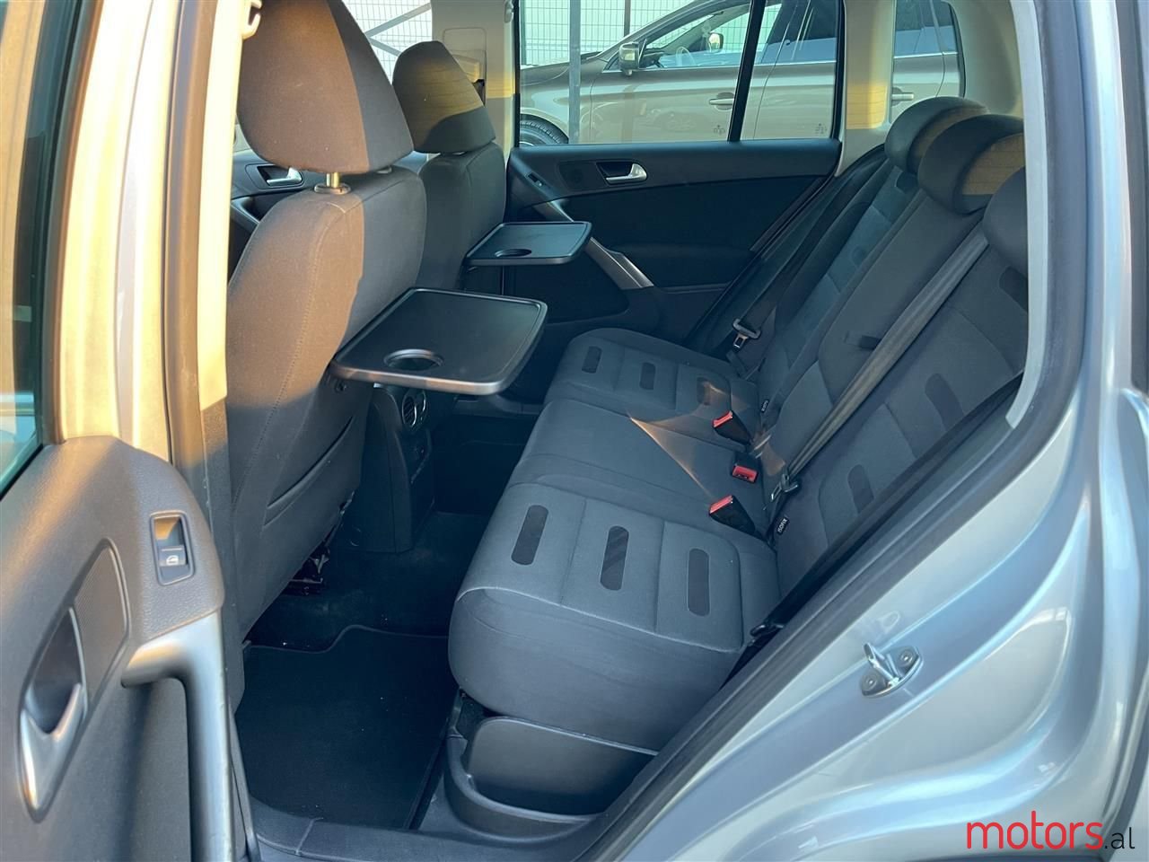 2008' Volkswagen Tiguan photo #3