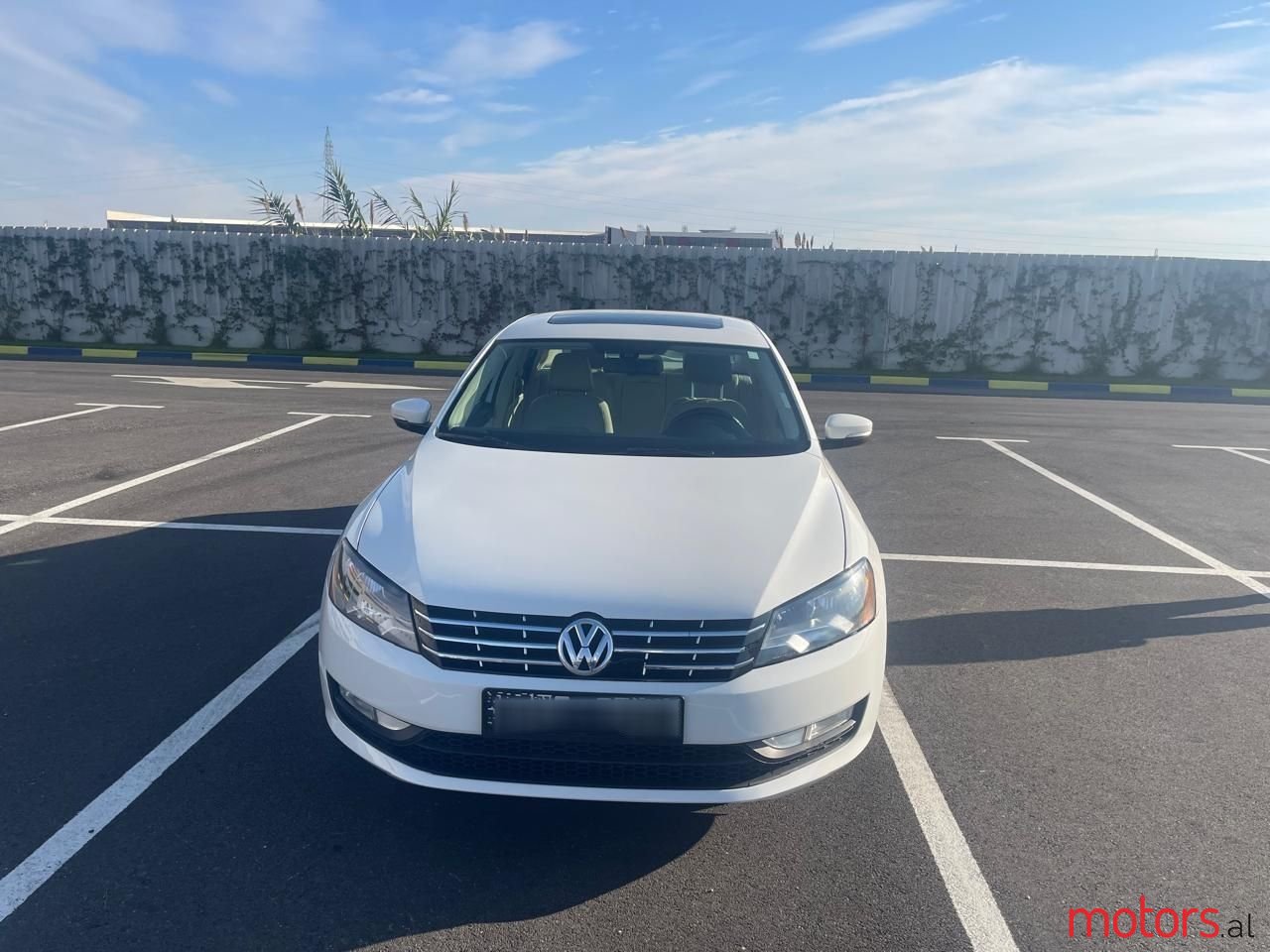 2014' Volkswagen Passat photo #1