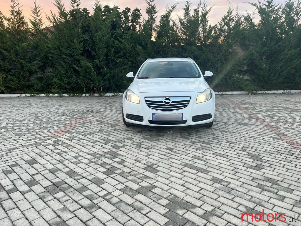 2013' Opel Insignia photo #2