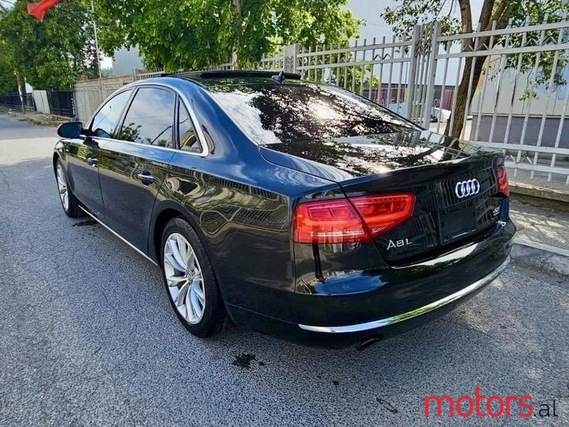 2011' Audi A8 photo #3