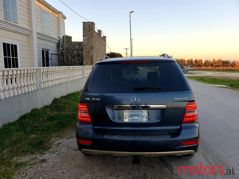 2011' Mercedes-Benz ML 350 photo #6