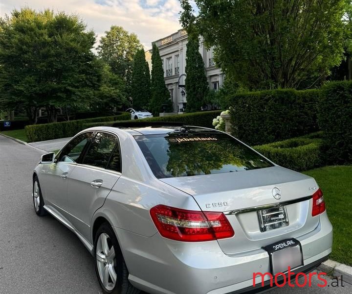 2010' Mercedes-Benz E 55 AMG photo #2