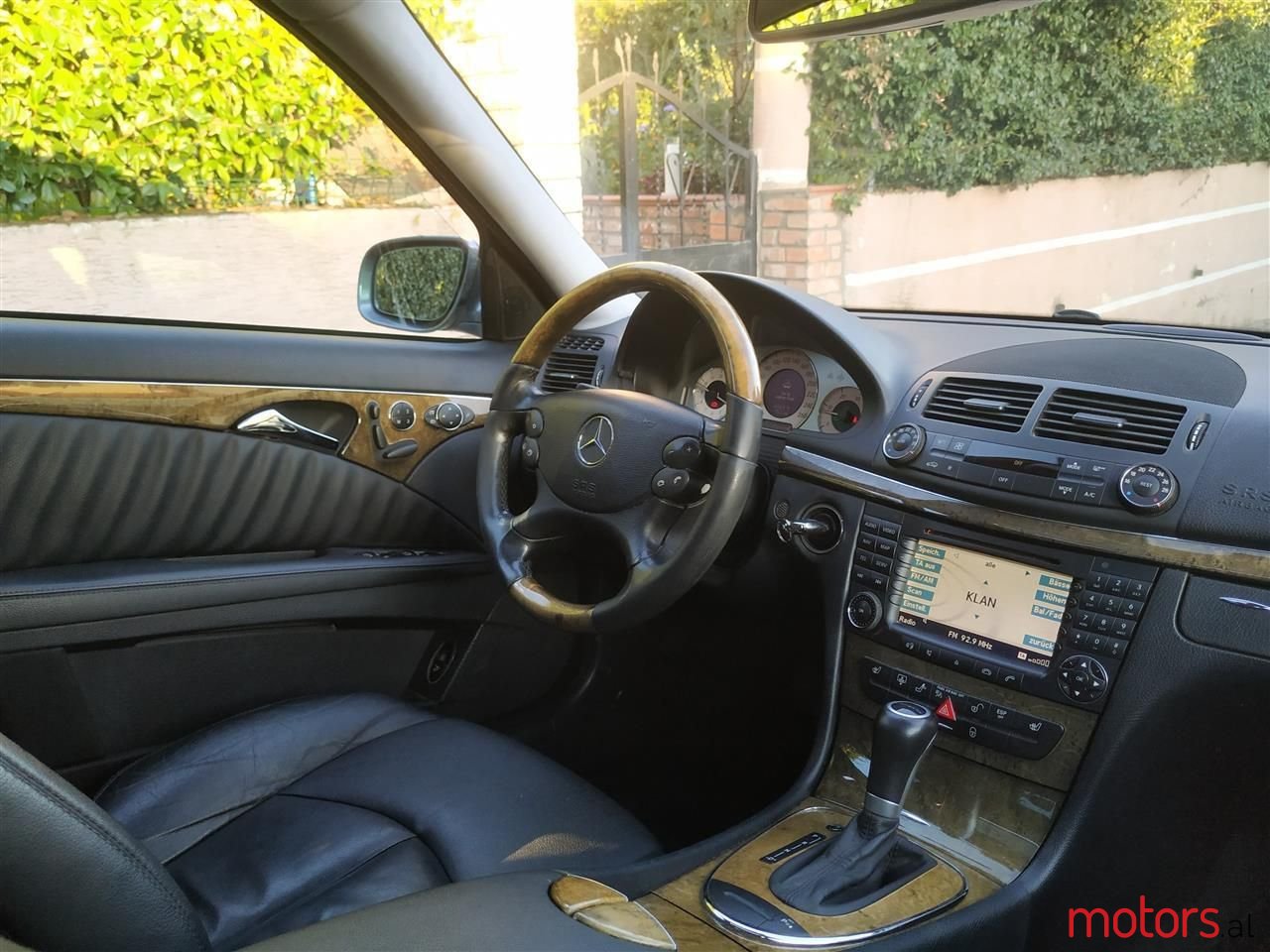 2007' Mercedes-Benz E 280 photo #2