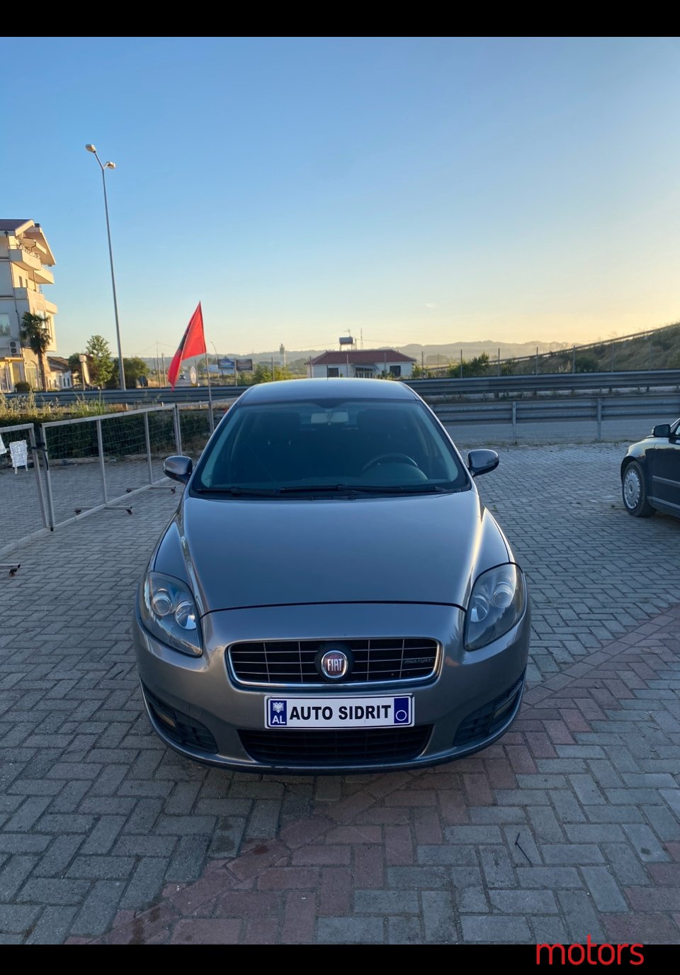 2008' Fiat Croma photo #3