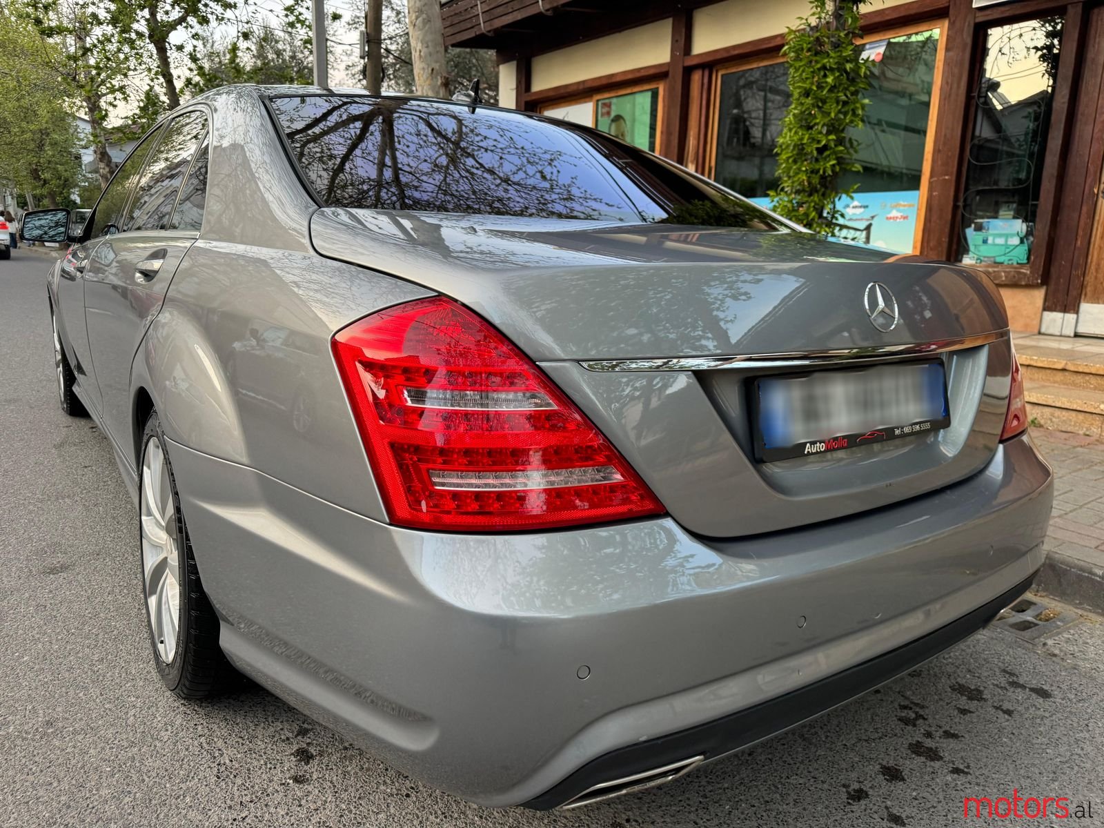 2010' Mercedes-Benz S 550 photo #3