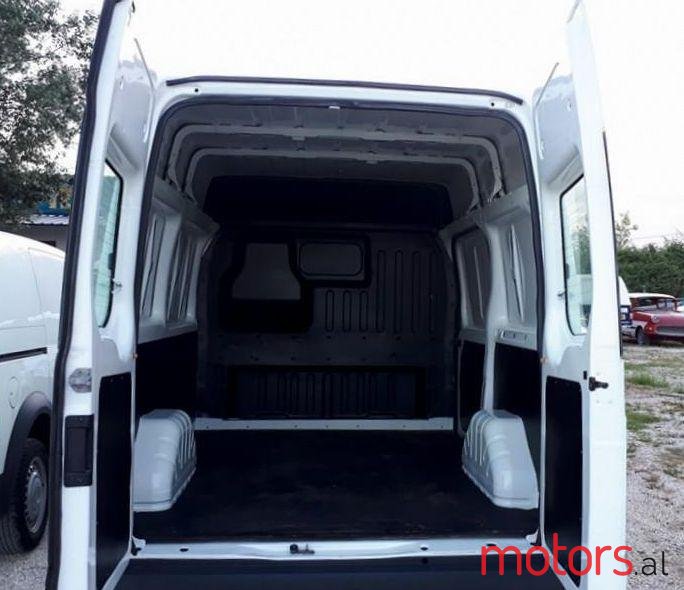 2004' Ford Transit photo #2