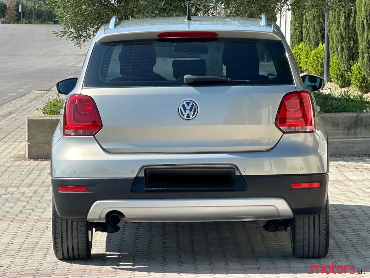 2012' Volkswagen Polo photo #4