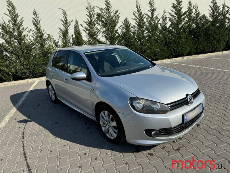 2013' Volkswagen Golf photo #2