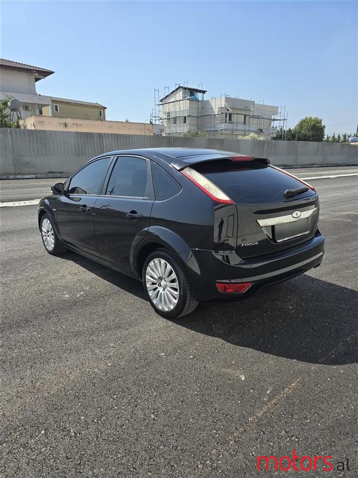 2009' Ford Focus photo #5