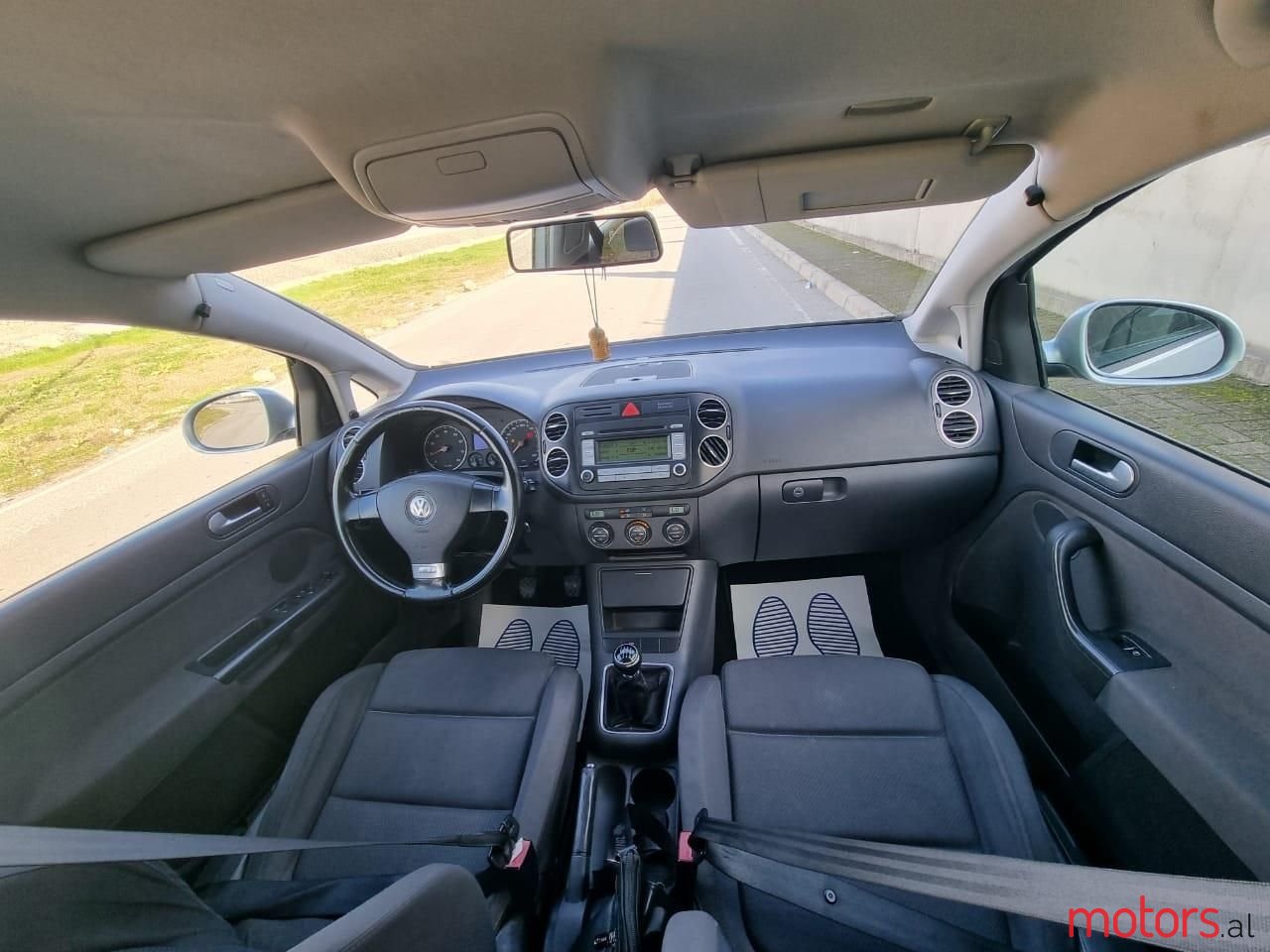 2007' Volkswagen Golf Plus photo #2