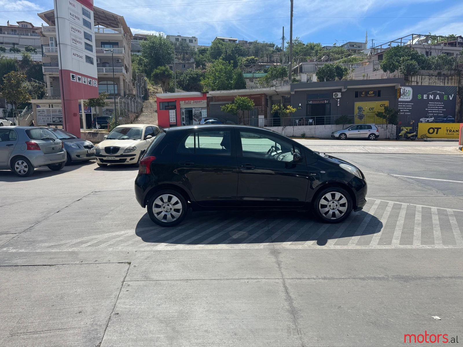 2007' Toyota Yaris photo #1