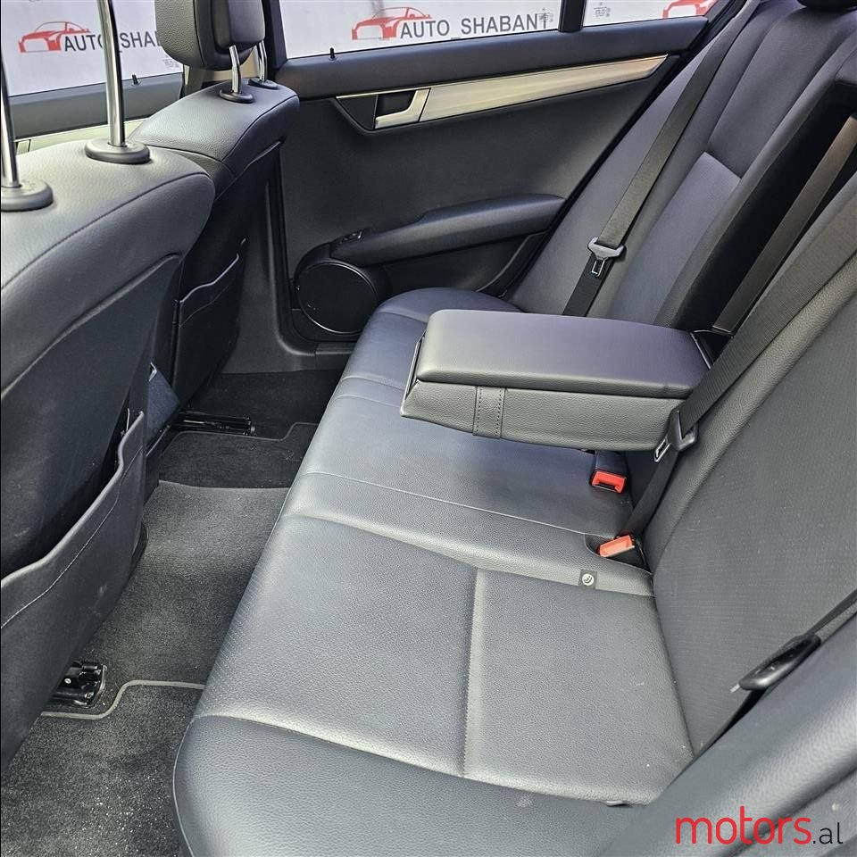 2013' Mercedes-Benz C 220 photo #5