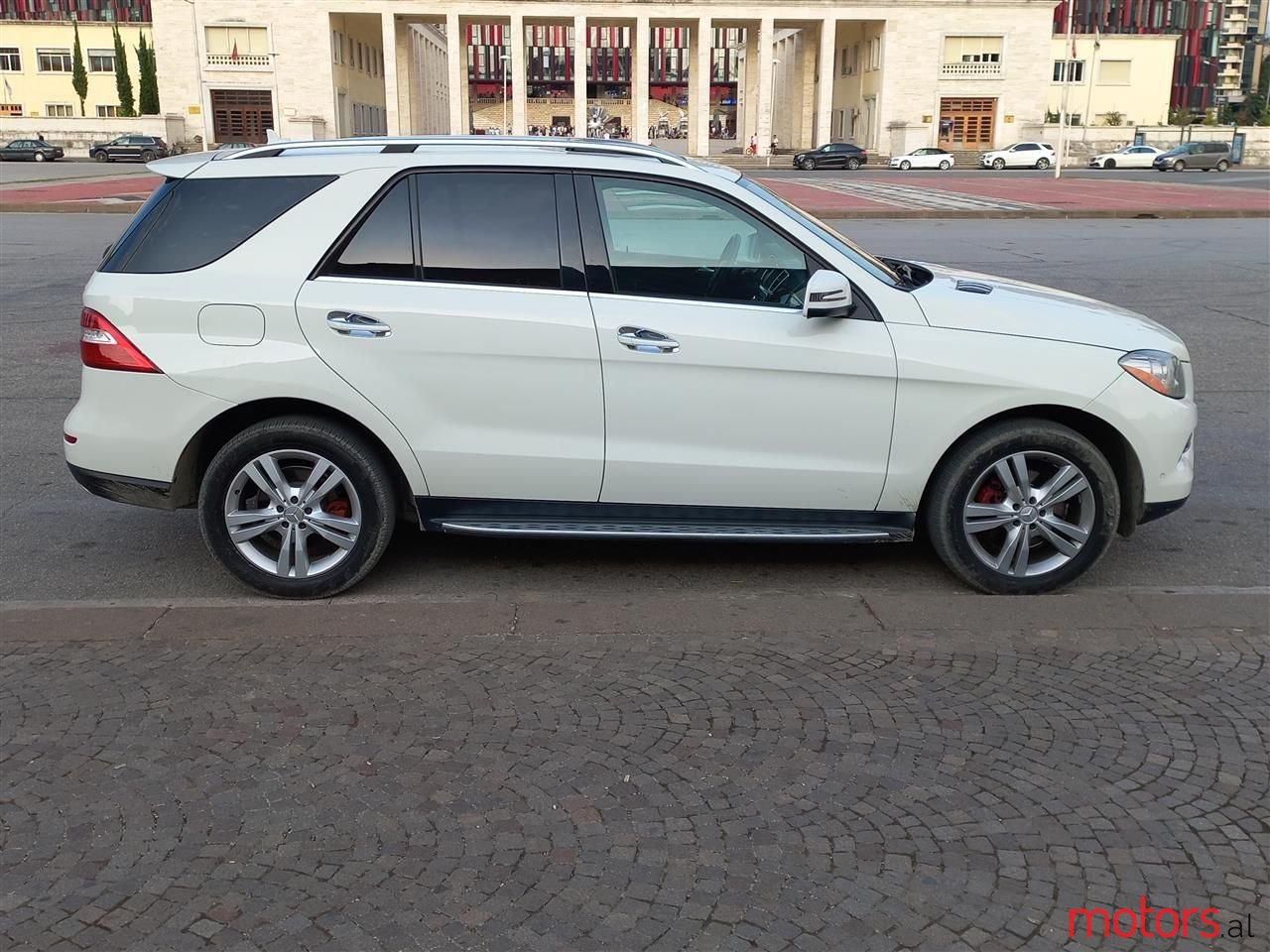 2012' Mercedes-Benz ML 350 photo #4