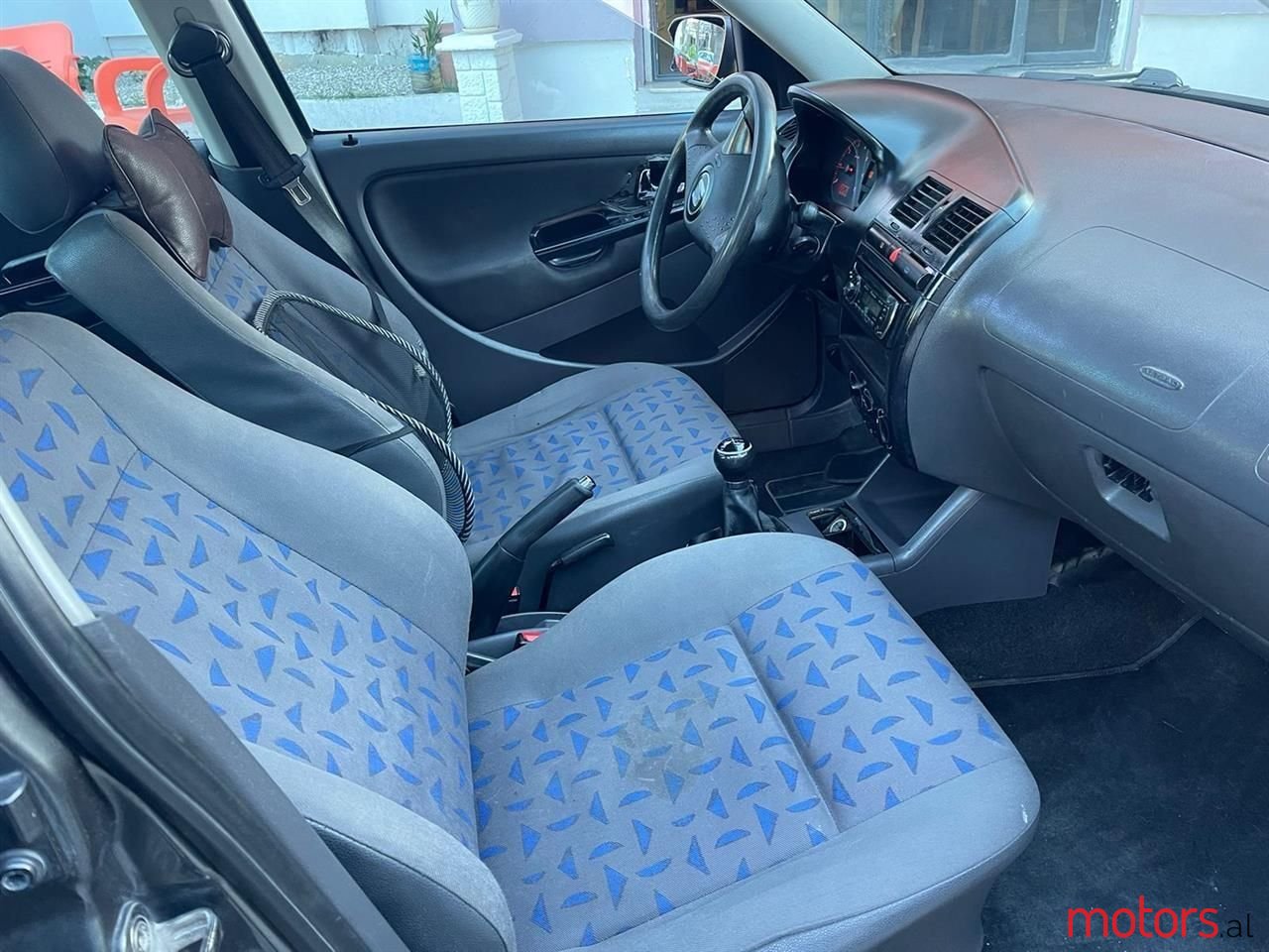 2002' SEAT Cordoba photo #4