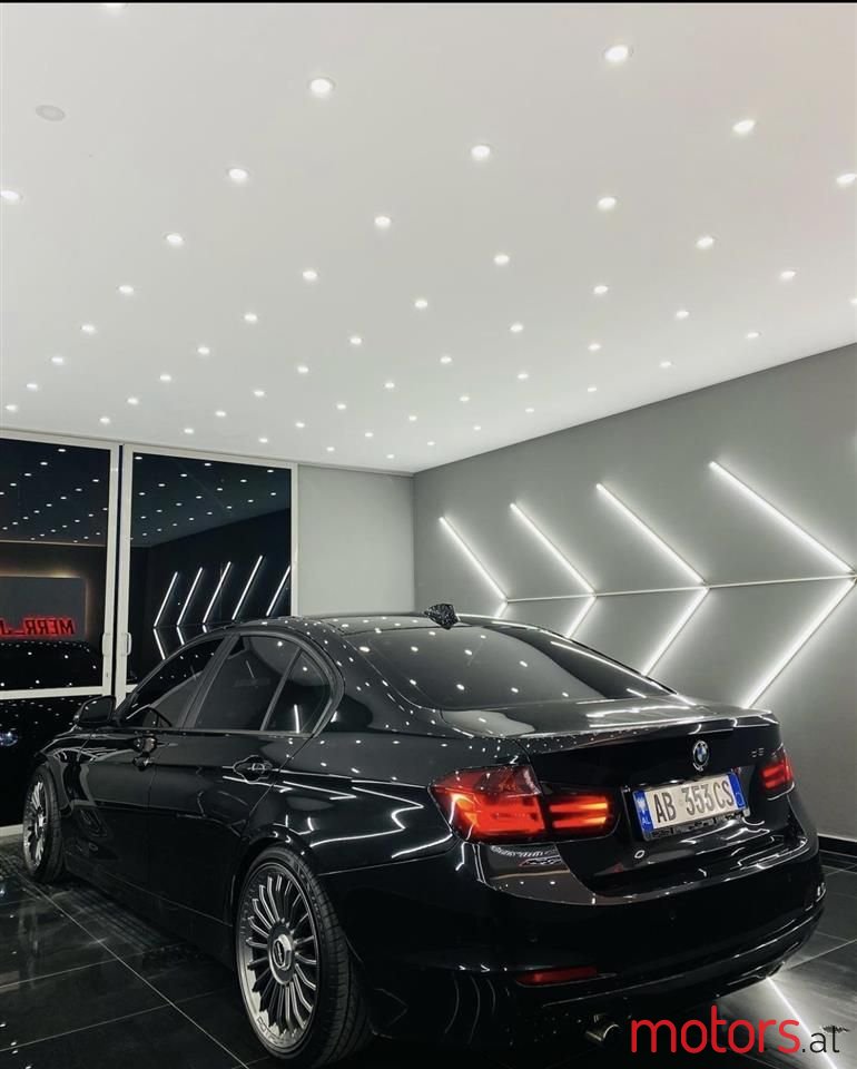 2015' BMW 328 photo #4