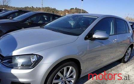 2015' Volkswagen Golf photo #1