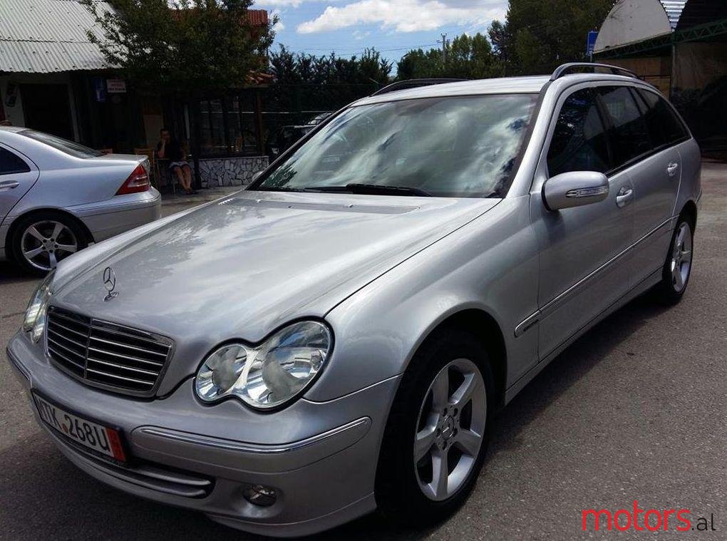 2005' Mercedes-Benz C 220 photo #1