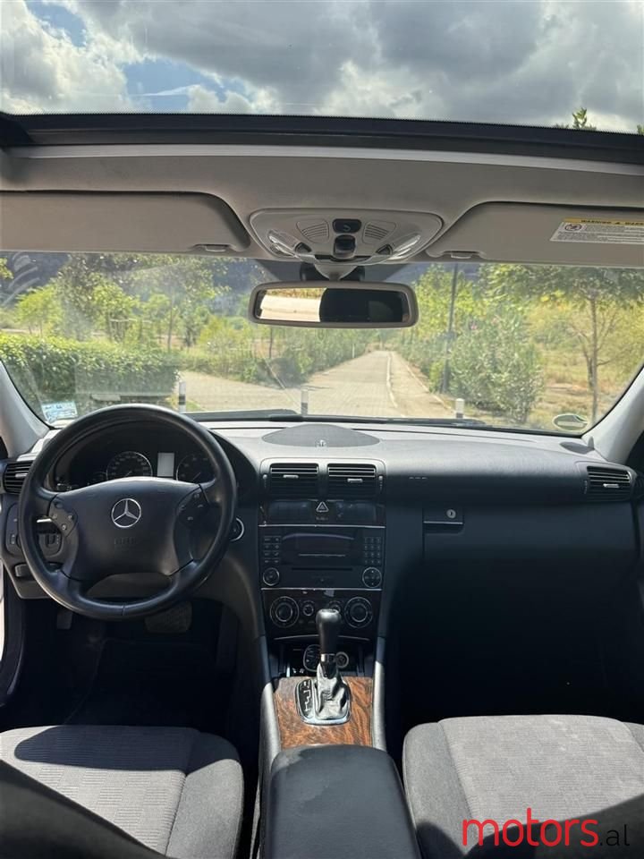 2004' Mercedes-Benz C 180 photo #6