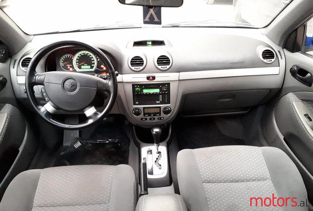 2004' Daewoo Lacetti photo #2