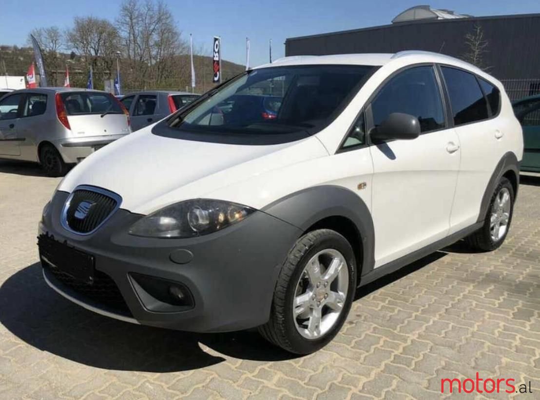 2008' SEAT Altea photo #2