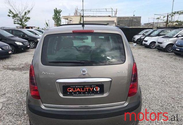 2007' Lancia Musa photo #2
