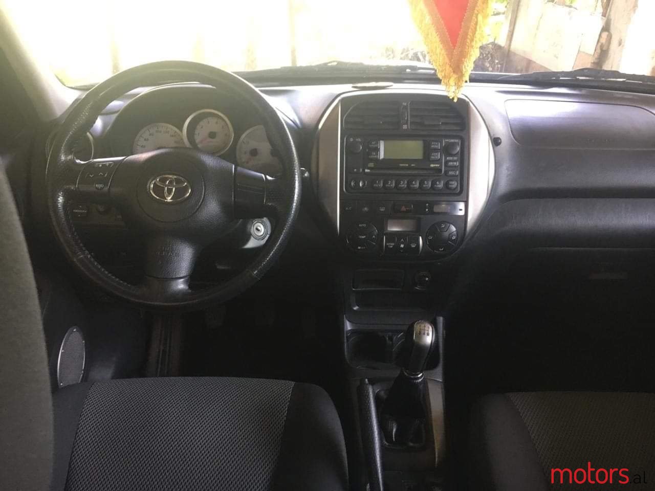 2003' Toyota RAV4 photo #2