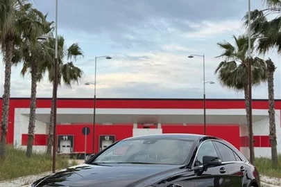 2013' Mercedes-Benz CLS 250