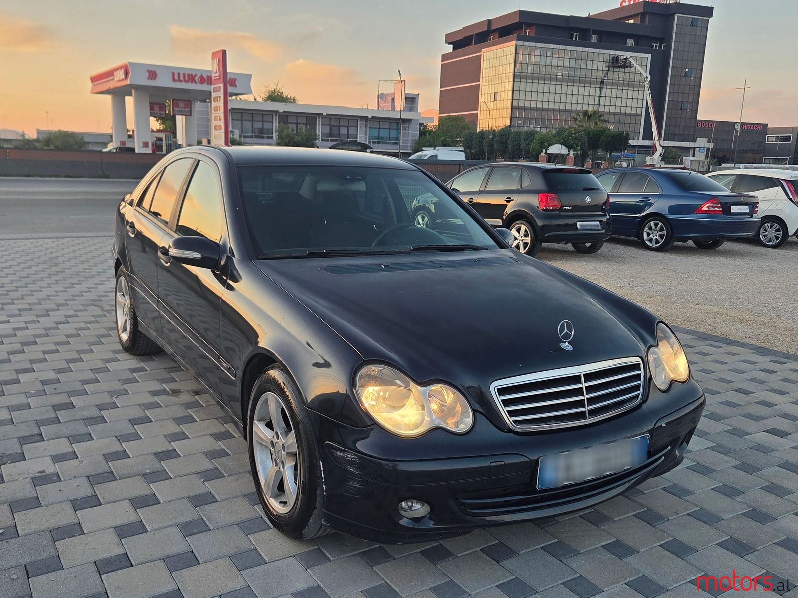 2005' Mercedes-Benz C 220 photo #4