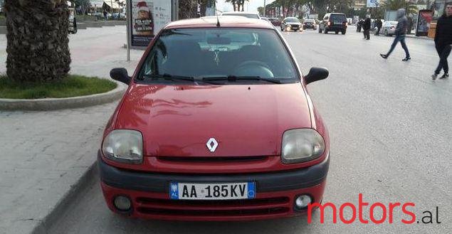1999' Renault Clio photo #1