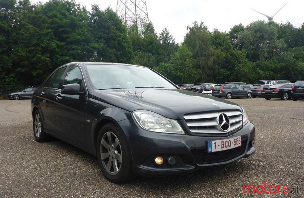 2011' Mercedes-Benz C 220 photo #1