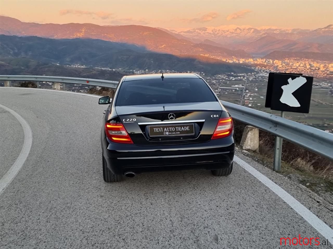 2012' Mercedes-Benz C 220 photo #2