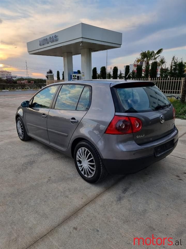 2006' Volkswagen Golf photo #6