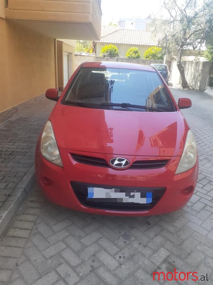 2009' Hyundai H 200 photo #1