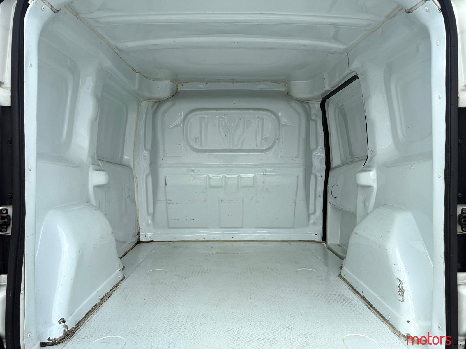 2011' Opel Combo photo #2