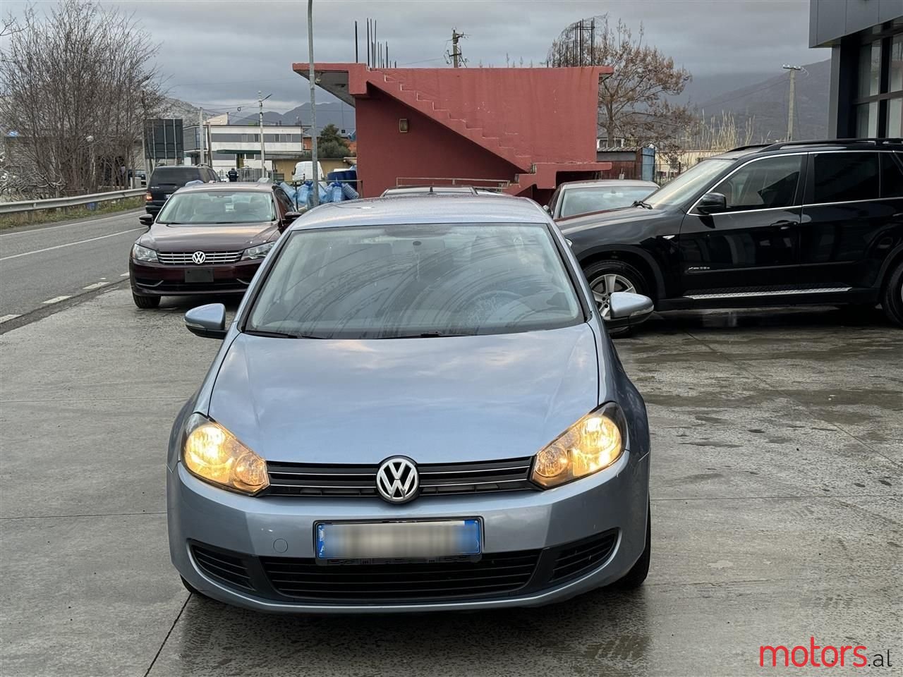 2010' Volkswagen Golf photo #5