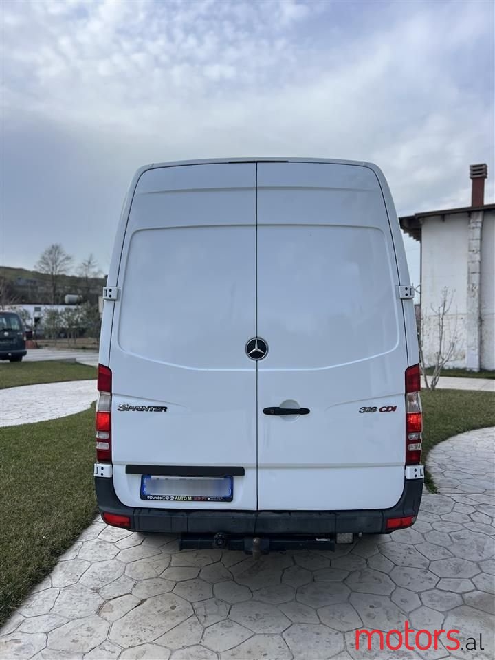 2008' Mercedes-Benz S 300 photo #3