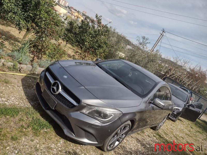 2014' Mercedes-Benz CLA 200 photo #3