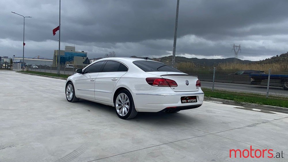 2013' Volkswagen Passat CC photo #3